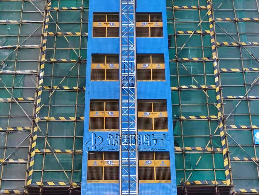 施工电梯楼层防护门案例