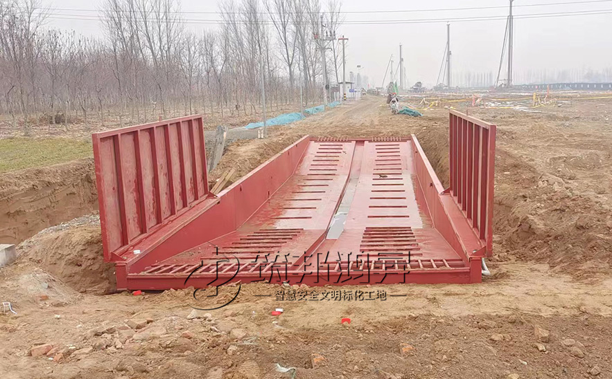 钢结构免基础移动洗车槽（带冲水板）