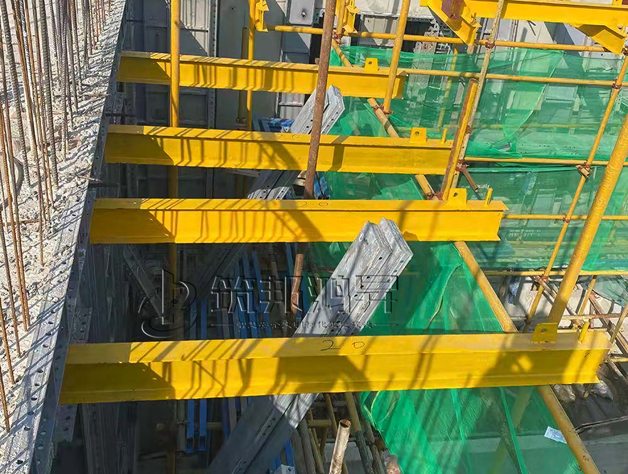 新型拉杆式工悬挑架